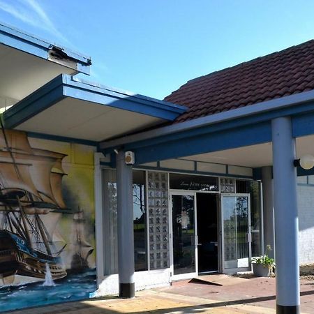 Ship Inn Motel Yarram Ngoại thất bức ảnh